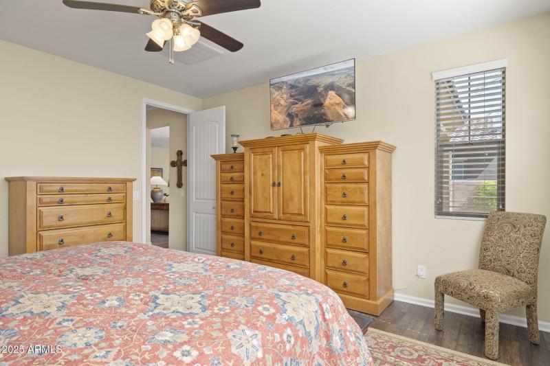 18-web-or-mls-6231-e-mark-way-14