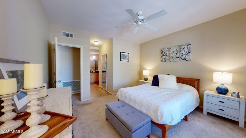 19777-N-76th-St-2212-06022025_125952