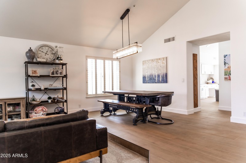 19276 N 90th Place 004