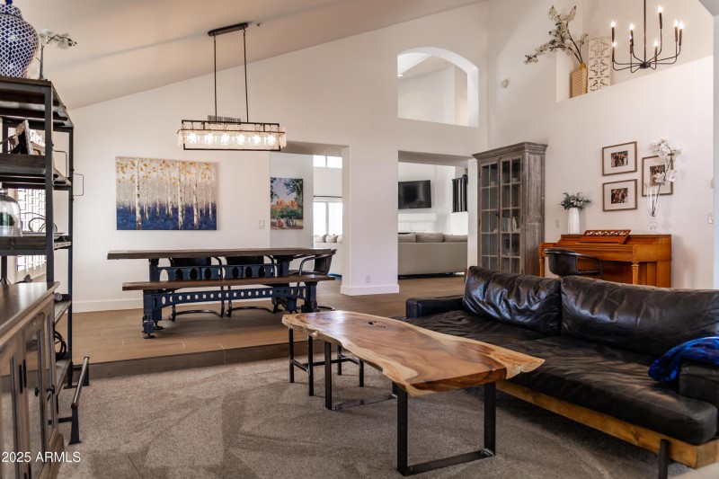 19276 N 90th Place 005