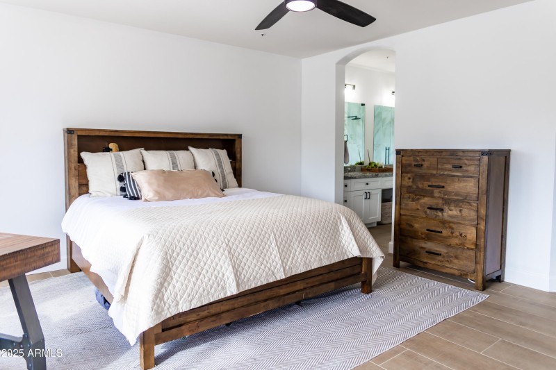 19276 N 90th Place 024