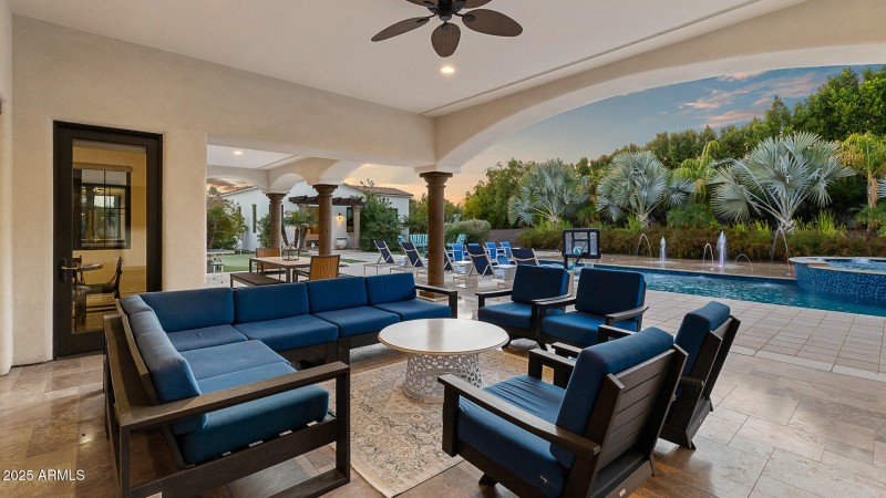 Entertainers-paradise-1-20