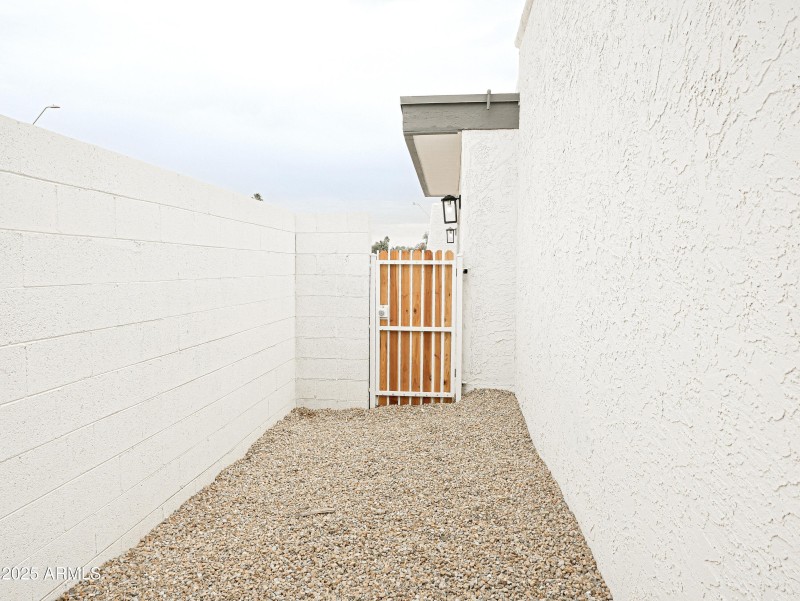 Backyard Side Gate West