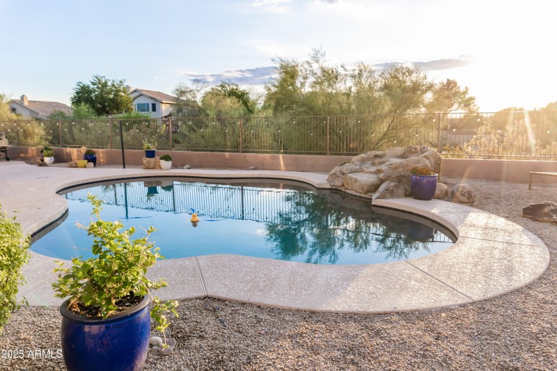 19276 N 90th Place 057