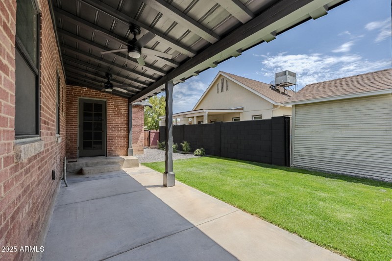 39-web-or-mls-Vernon-39