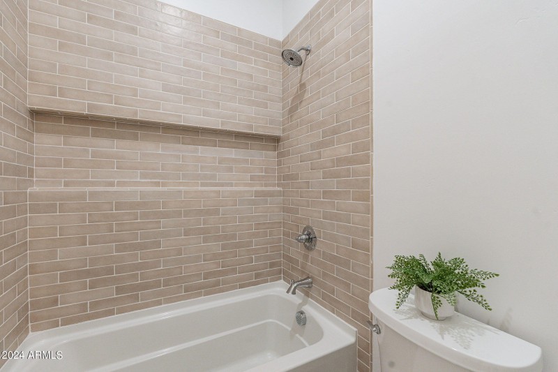 40-web-or-mls-Waddell-40