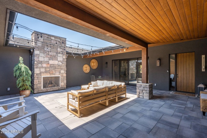 47-web-or-mls-943-estrella-ct