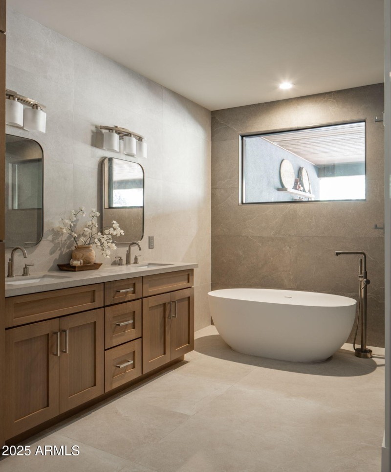 22-web-or-mls-943-estrella-ct