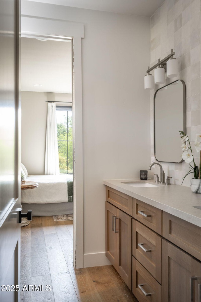 13-web-or-mls-943-estrella-ct