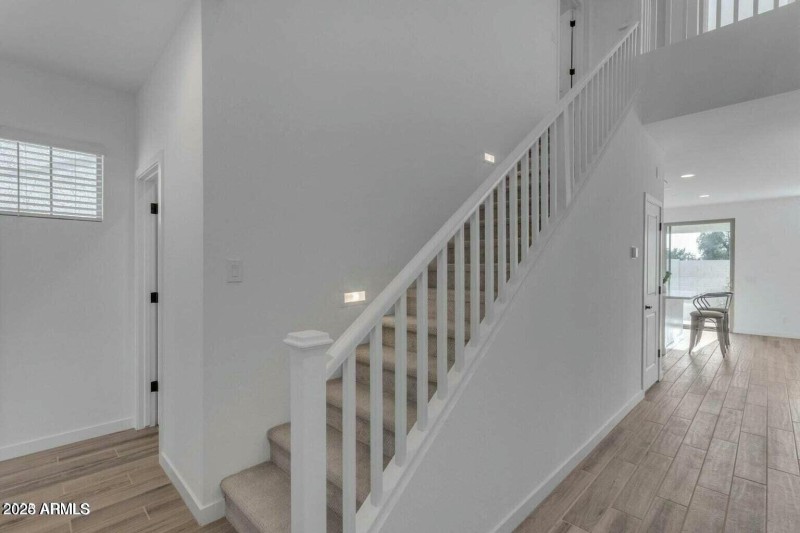 6434 N 17th_Stairs_1