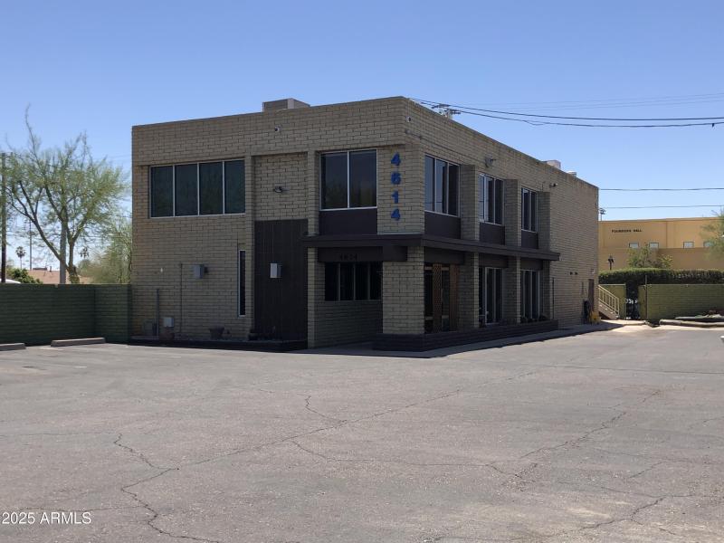 Away from 7th st yet Visible