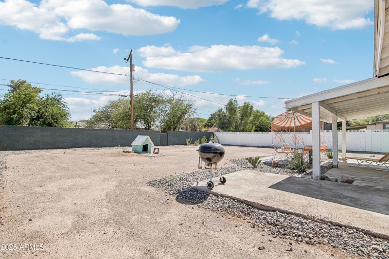 41-print-E Jackson Ave-0306-027