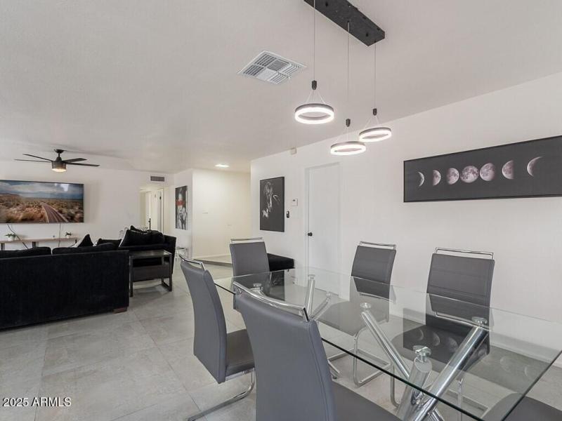 013_Formal Dining Area