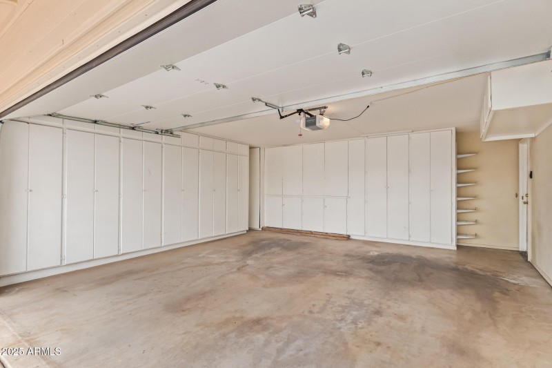 34 - Lawrence 2 car garage