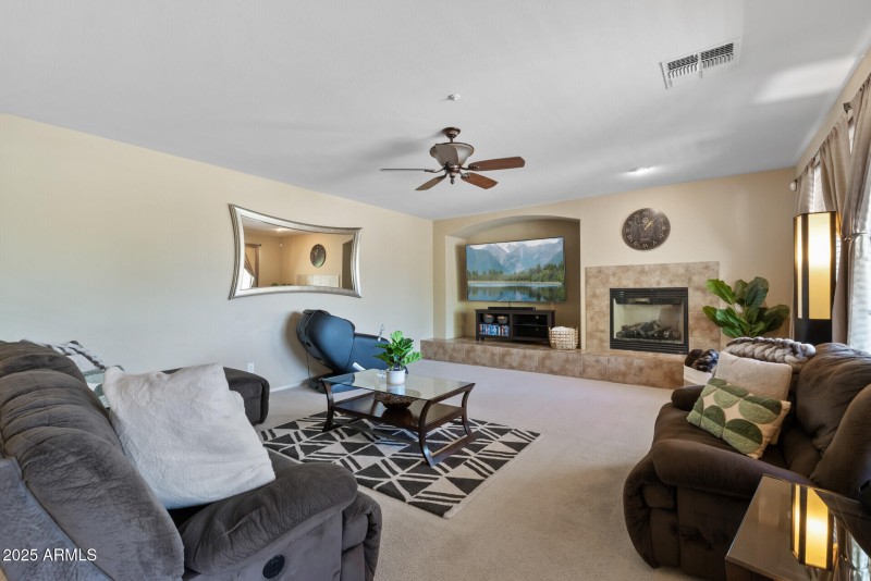 30_18432_Port_Royale30_mls