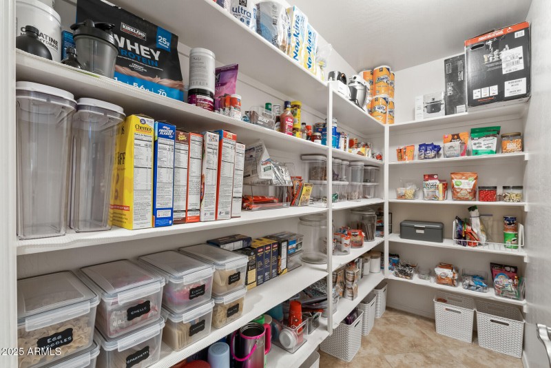 42_18432_Port_Royale42_mls