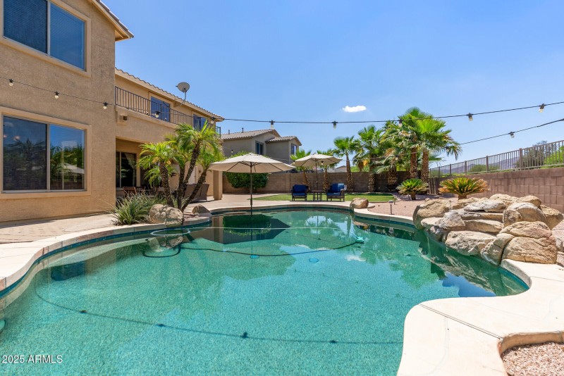 92_18432_Port_Royale92_mls