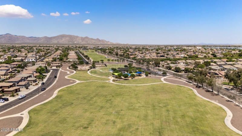 124_18432_Port_Royale124_mls