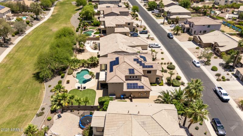 135_18432_Port_Royale135_mls