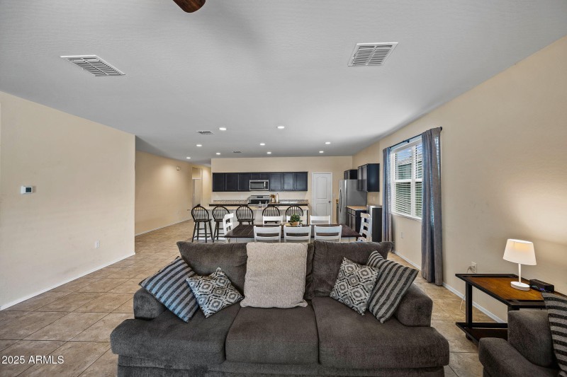 36412WPampolomaRd-14