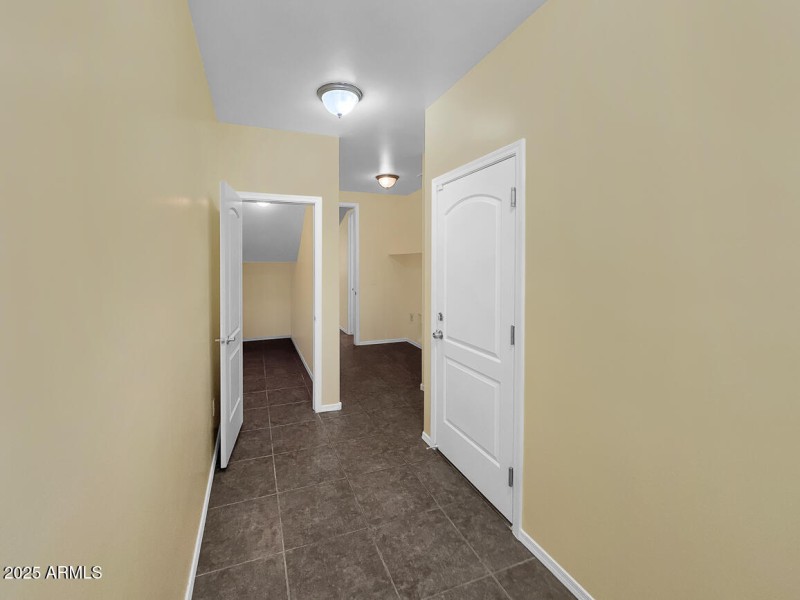 2521 N Franz Lane -9