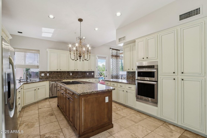Kitchen with oversized island