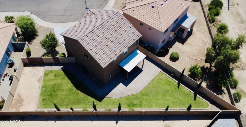 A27899E8-7FF3-420D-987A-79BF60987F26_1_2