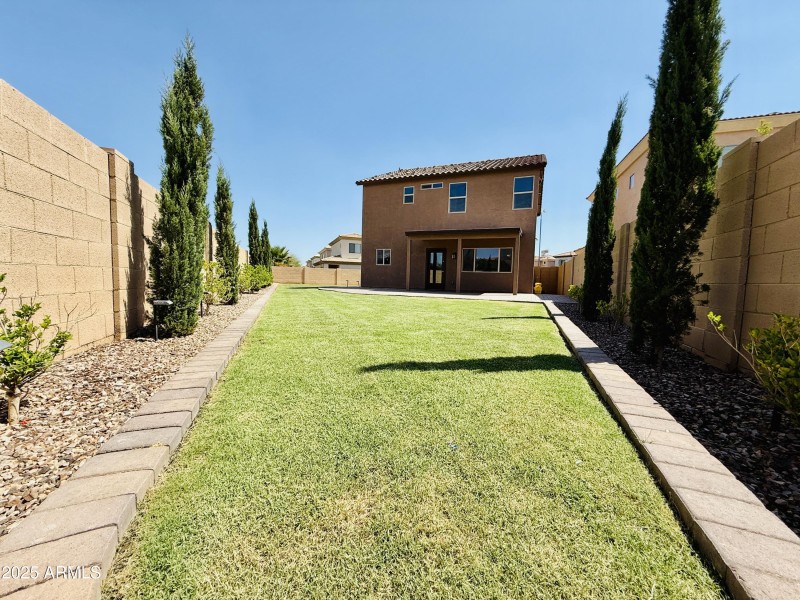 C3F78E95-44BD-4023-ACB2-B8479D86B4B9_1_2