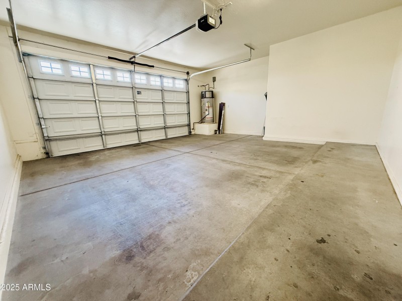 DAEA824E-4080-4668-81CF-A77356E53C7E_1_2