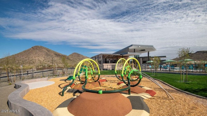 Mystic Clubhouse5 (1)