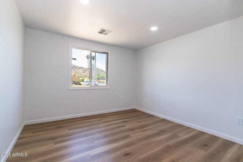 IMG_8102-Enhanced-NR