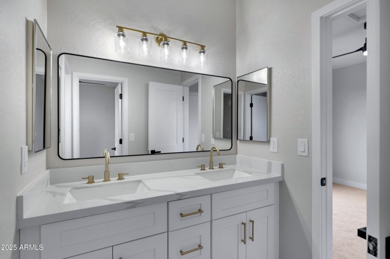 3624 N Paseo Del Sol-29