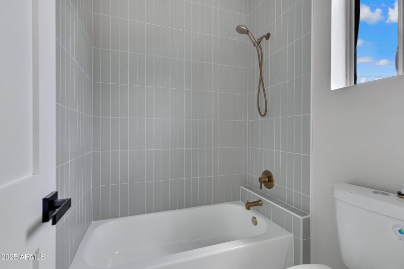 3624 N Paseo Del Sol-30