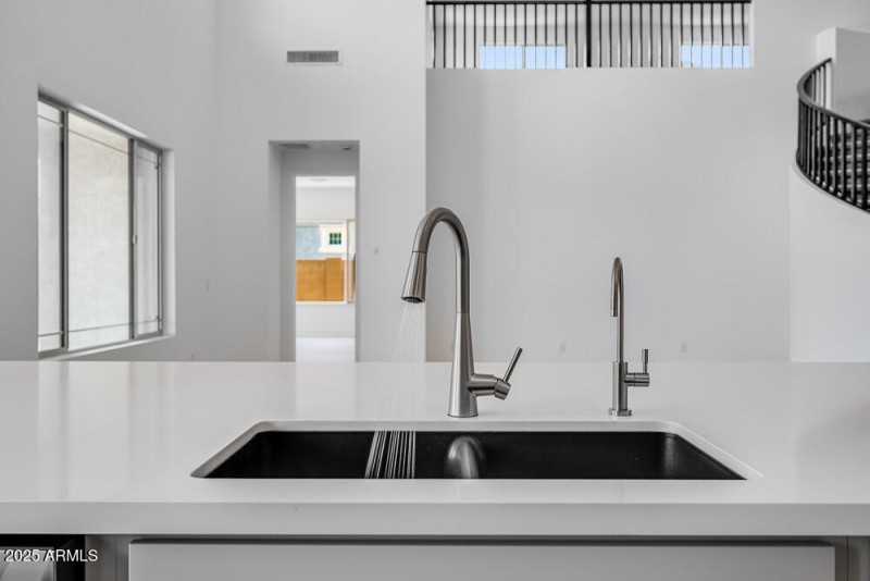 hj-az-phx-stonehaven-voyage-acadia-lot-1