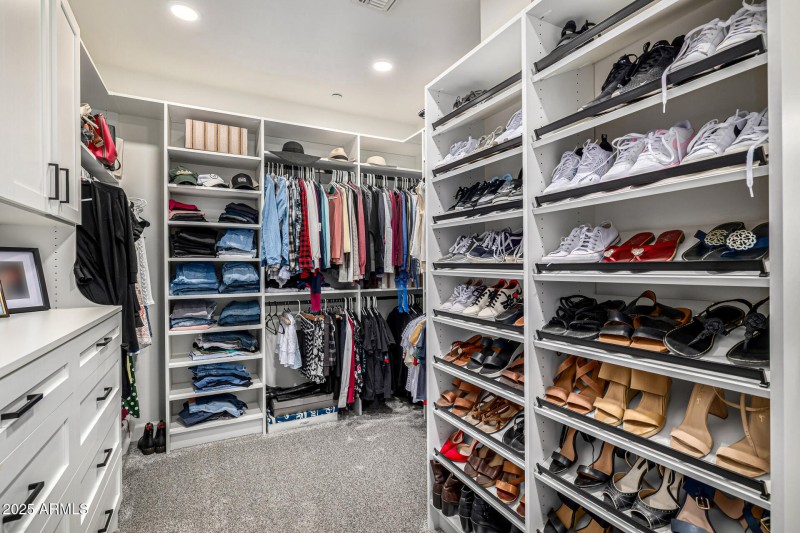 PRIMARY WALK IN CLOSET