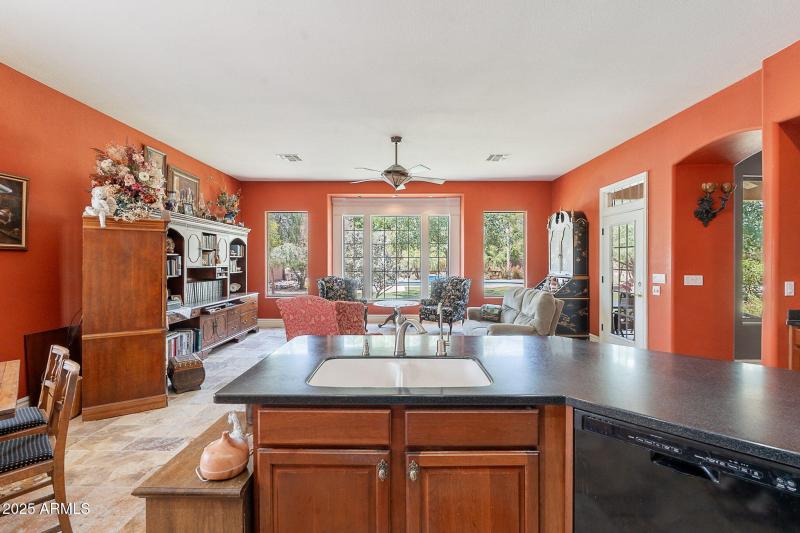 23-web-or-mls-Kenwood-23