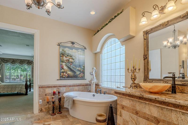 57-web-or-mls-Kenwood-57