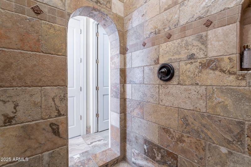 56-web-or-mls-Kenwood-56