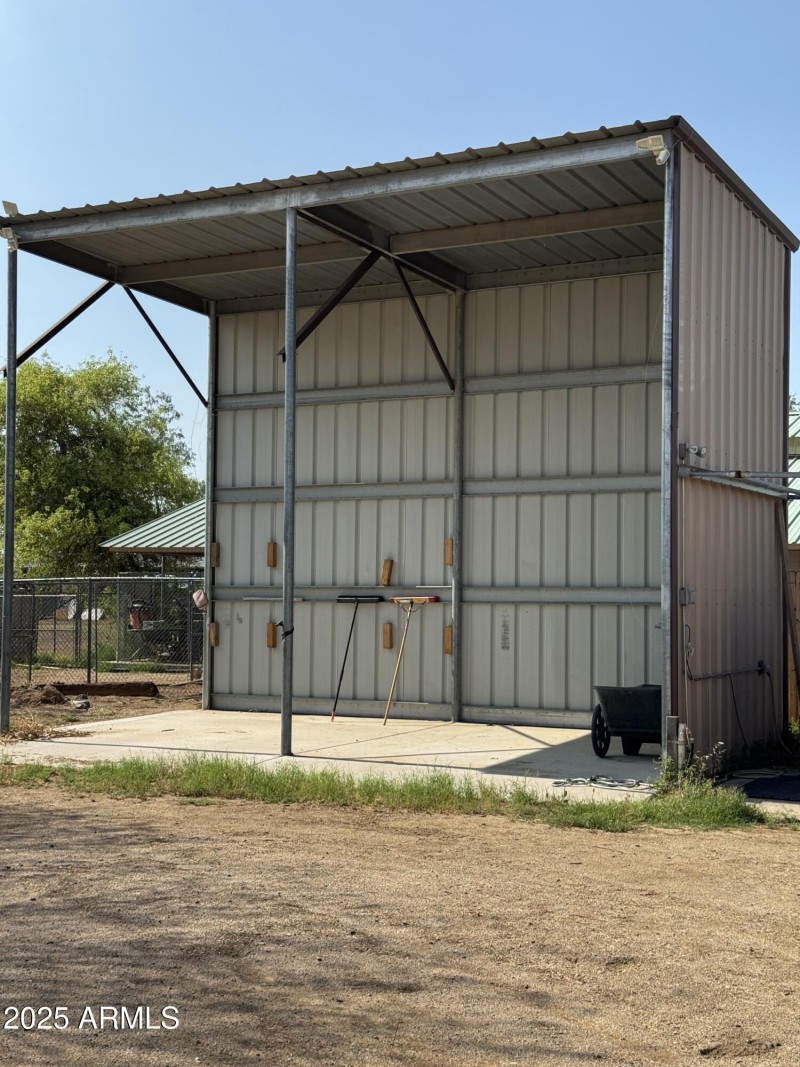 HAy storage area, Covered