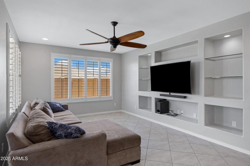 25974 W Horsham Dr-18