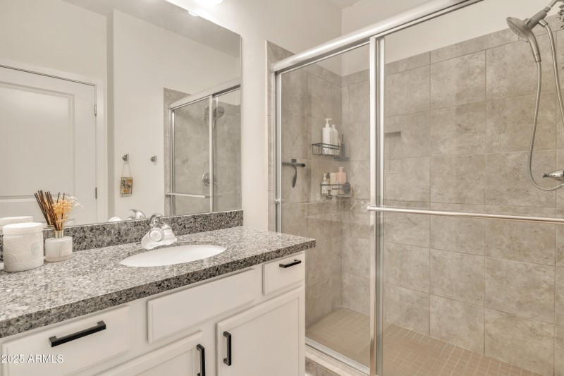 5450 E Deer Valley Dr 1004-19