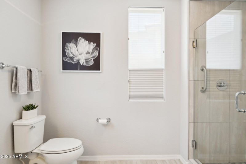 16-web-or-mls-17850-n-68th-st-2138