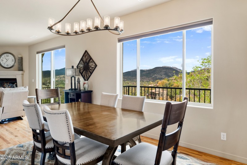 014_Dining Area View