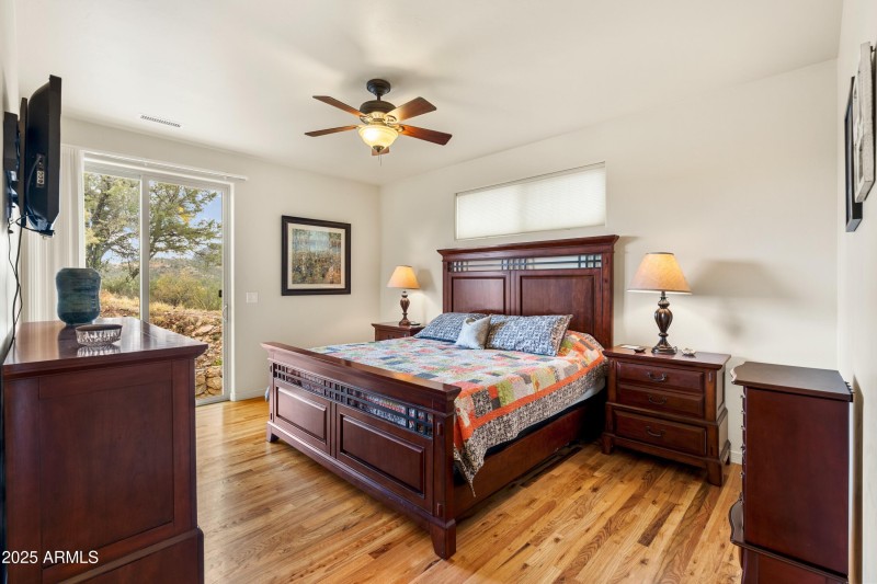 017_Primary Suite - Main Level