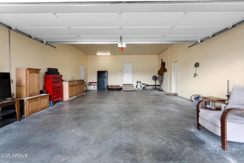 Oversized 2 Car Garage 22x30