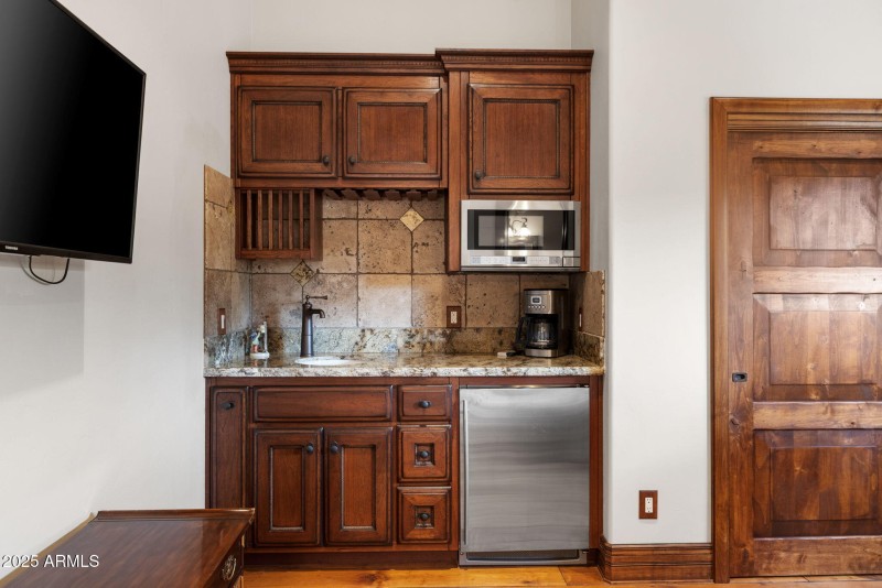 83-Carriage House (3)