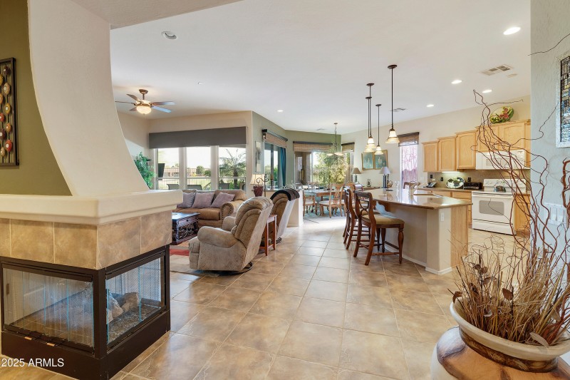 4548 E-007-017-dlb-MLS_Size