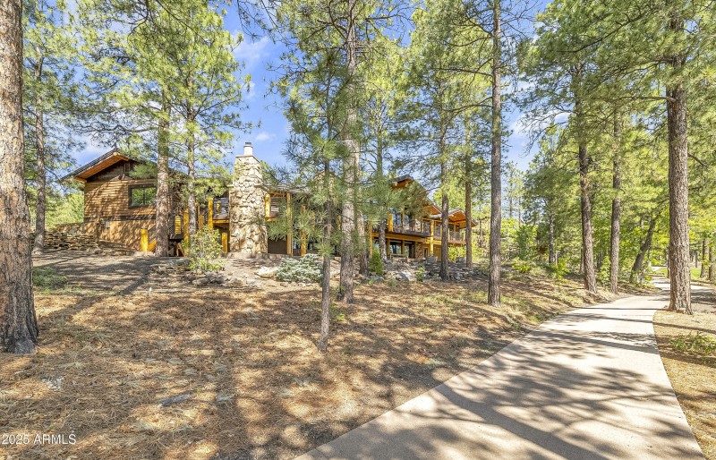 Stunning retreat in Flagstaff Ranch