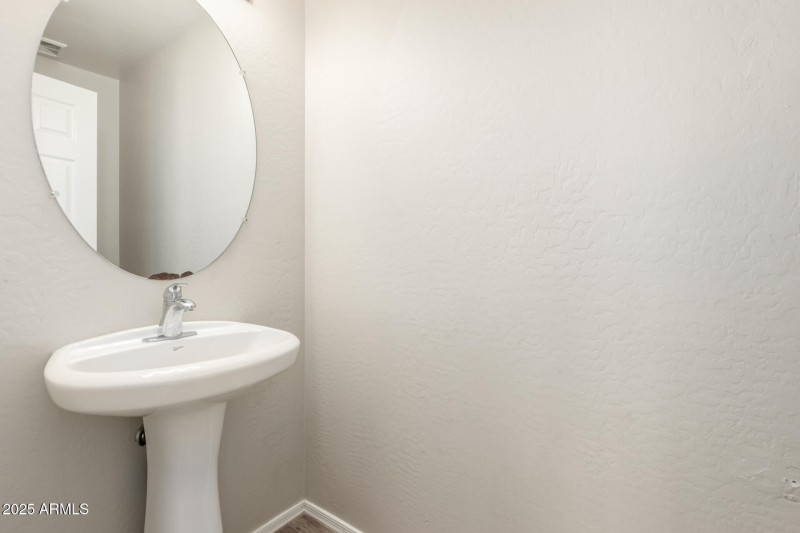 13 - Santa Cruz 3049