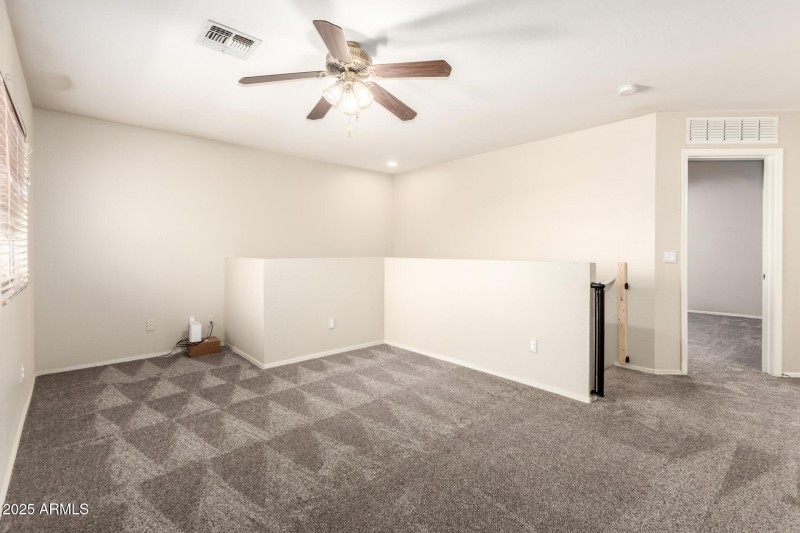 15 - Santa Cruz 3049